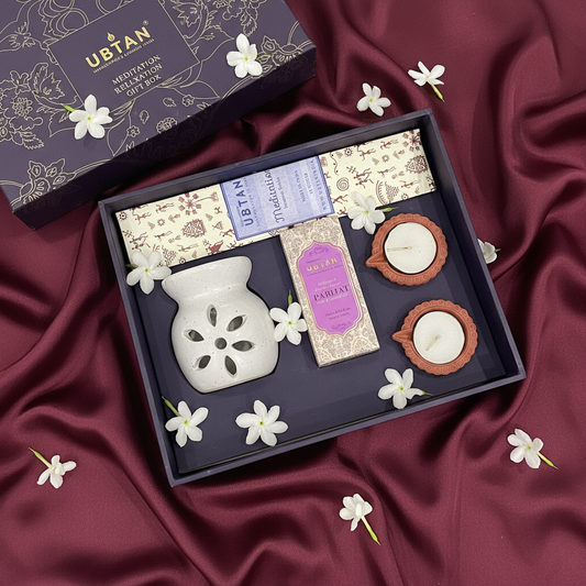 Aroma Therapy Gift Box - Parijat Essential Oil