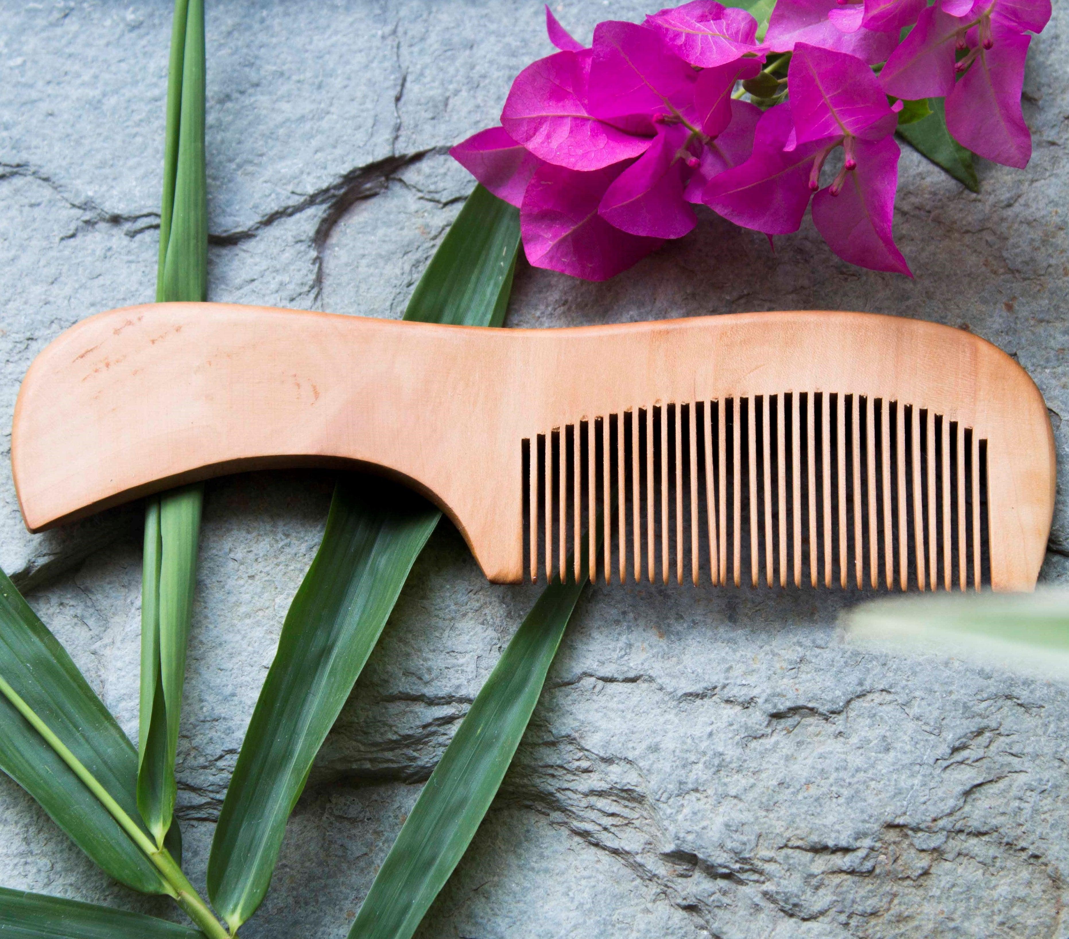 Neemwood Comb - Rejuvenating UBTAN Neemwood Comb - Rejuvenating UBTAN